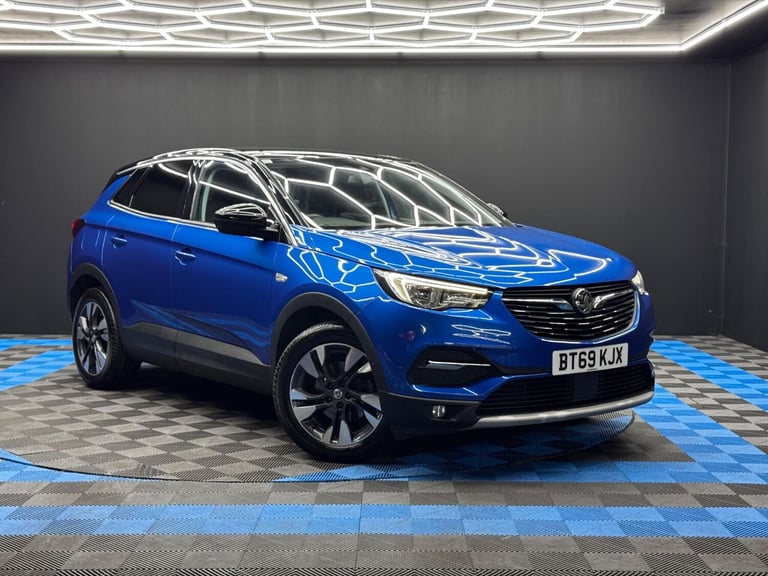 image for 2019 Vauxhall Grandland X 1.2 Turbo SRi Nav Euro 6 (s/s) 5dr HATCHBACK Petrol Manual