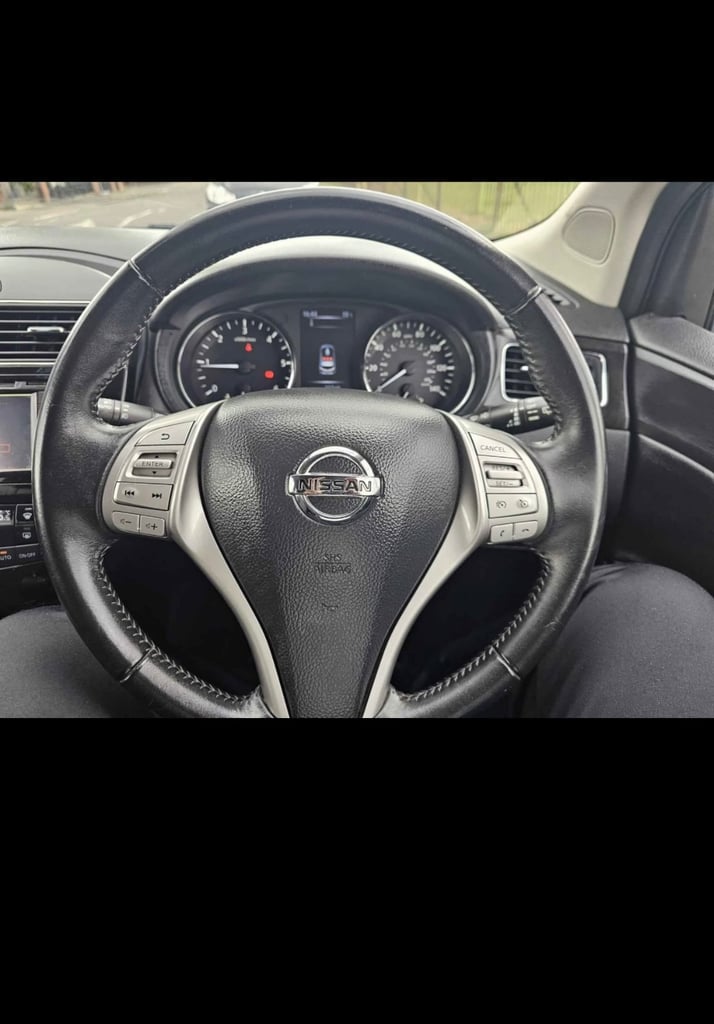 Nissan, PULSAR, Hatchback, 2016, Manual, 1461 (cc), 5 doors