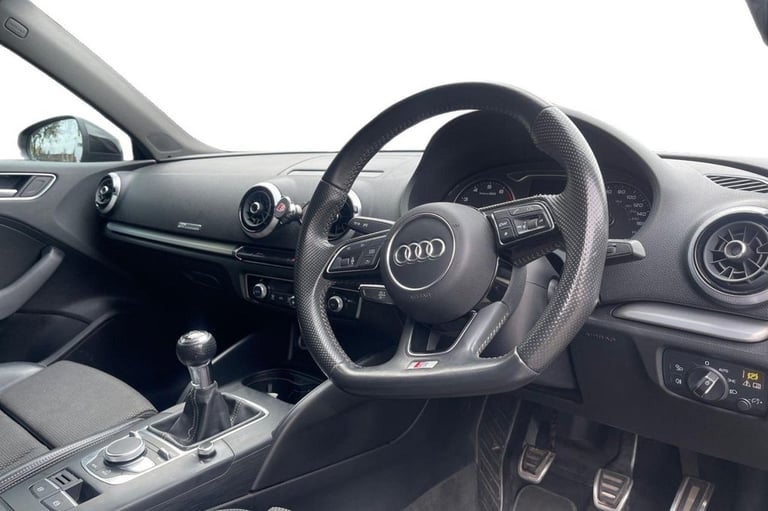2018 Audi A3 1.5 TFSI CoD Black Edition Saloon 4dr Petrol Manual Euro 6 (s/s) (150 ps) Saloon Pet...