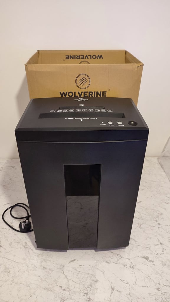 image for Wolverine 21L Cross paper shredder SD9113