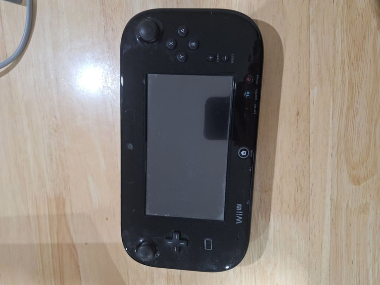 Mariokart 8 premium pack Nintendo Wii U 32GB Black Console Handheld System with Cables & Games
