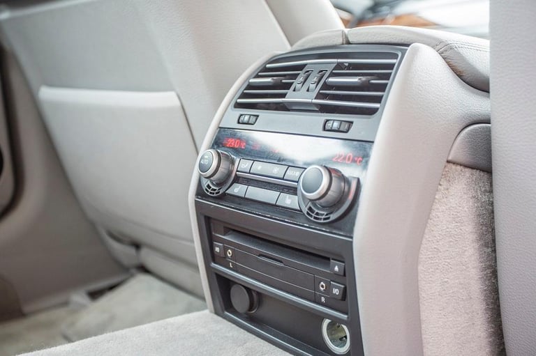 BMW 760Li High-Security VR7/9 Armoured Car