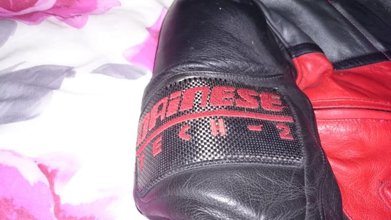 Dainese 2 piece leathers