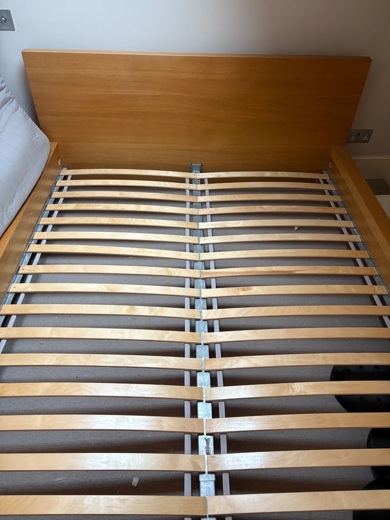 Double bed & mattress for sale - great condition! 