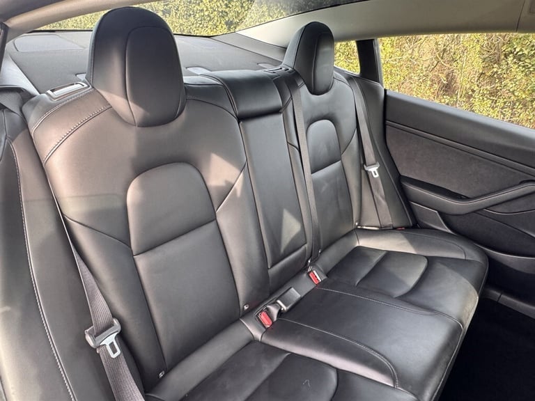 2022 Tesla Model 3 RWD 4dr Auto Saloon ELECTRIC Automatic
