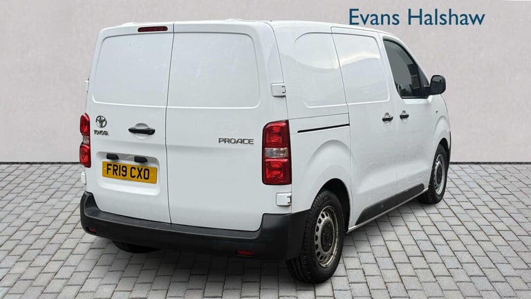  Toyota ProAce 1.5D 100 Active Van Van Diesel Manual