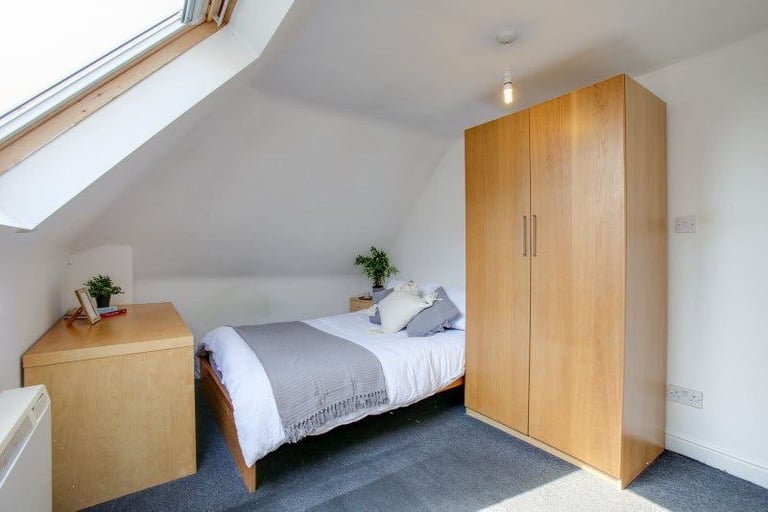 🌿Spacious Double Room in Chiswick W4 | Available Now‼️