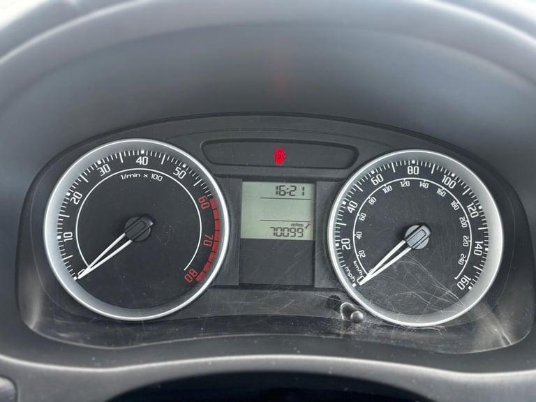 2009 Skoda Roomster 1.4 16V SE 5dr MPV Petrol Manual