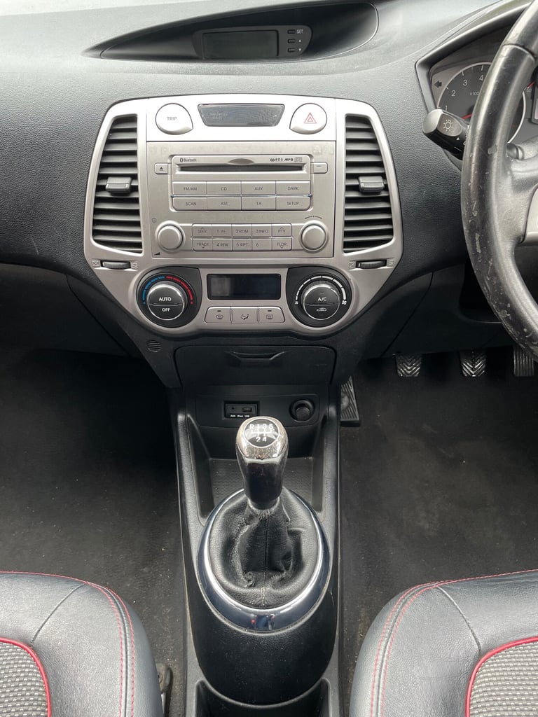 2011 Hyundai i20 1.4 Style 5dr HATCHBACK Petrol Manual