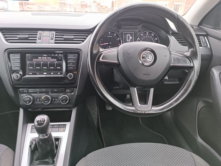 Skoda, OCTAVIA, Estate, 2016, Manual, 1395 (cc), 5 doors