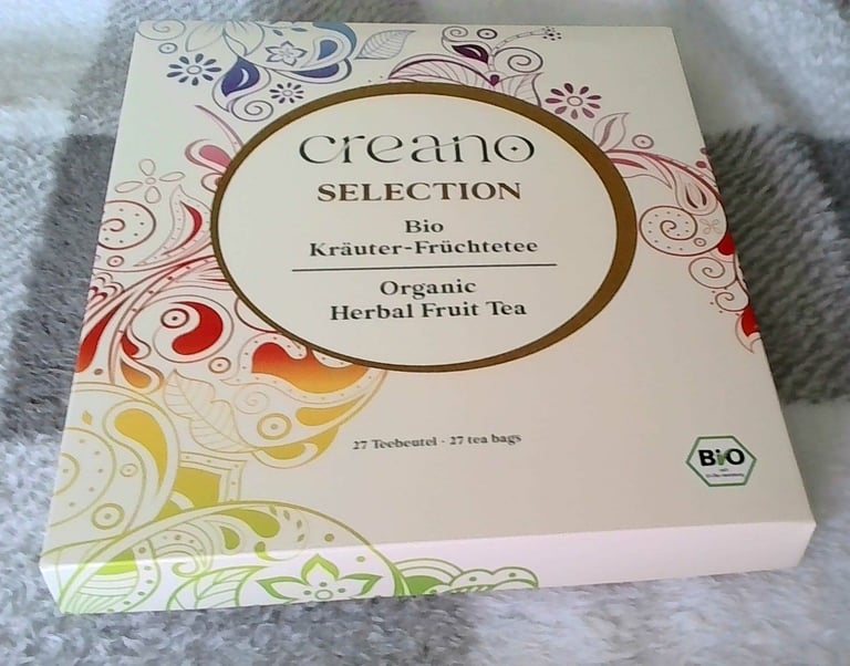 SCREWDRIVER, ICE CREAM MAKER, FRUIT TEAS IN 2 BOXES, CROCHET KIT