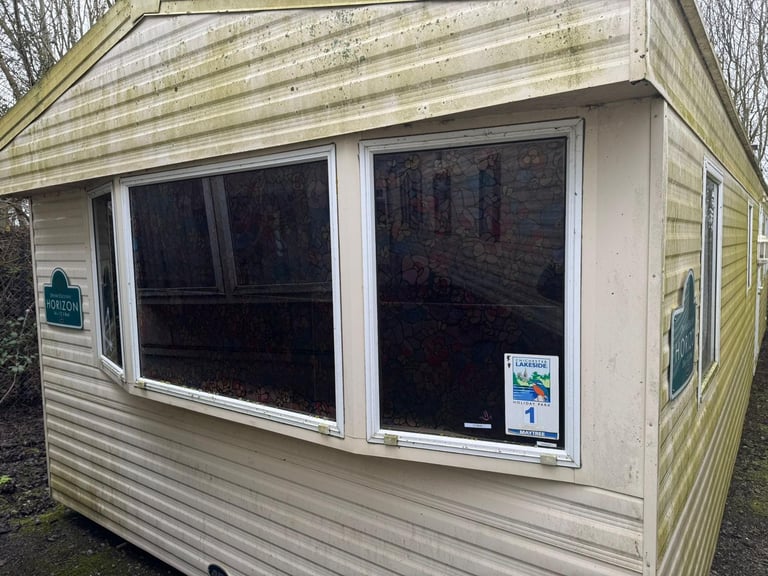 Cheap 12ft wide Renovation Project Static Caravans For Private Land