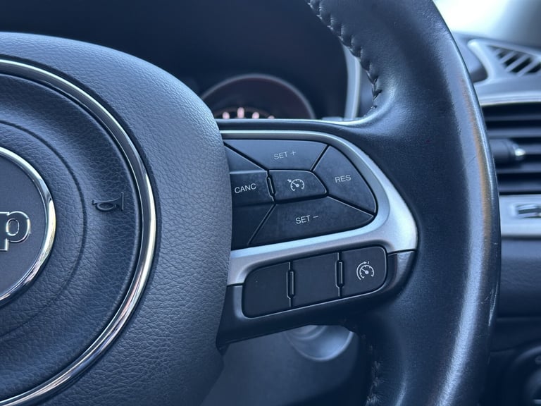 JEEP COMPASS 2019 Jeep Compass Longitude 1.4 MultiAir Petrol Manual 5 Door