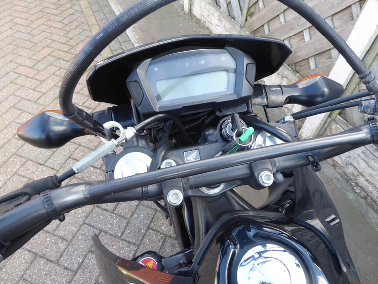 HONDA CRF 250 SUPER MOTO 63 REG LOW MILES TIDY BIKE MOT TILL 6,6,26