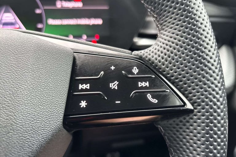  Audi Q5 2.0 TDI Quattro Edition 1 5dr S Tronic SUV Diesel Automatic