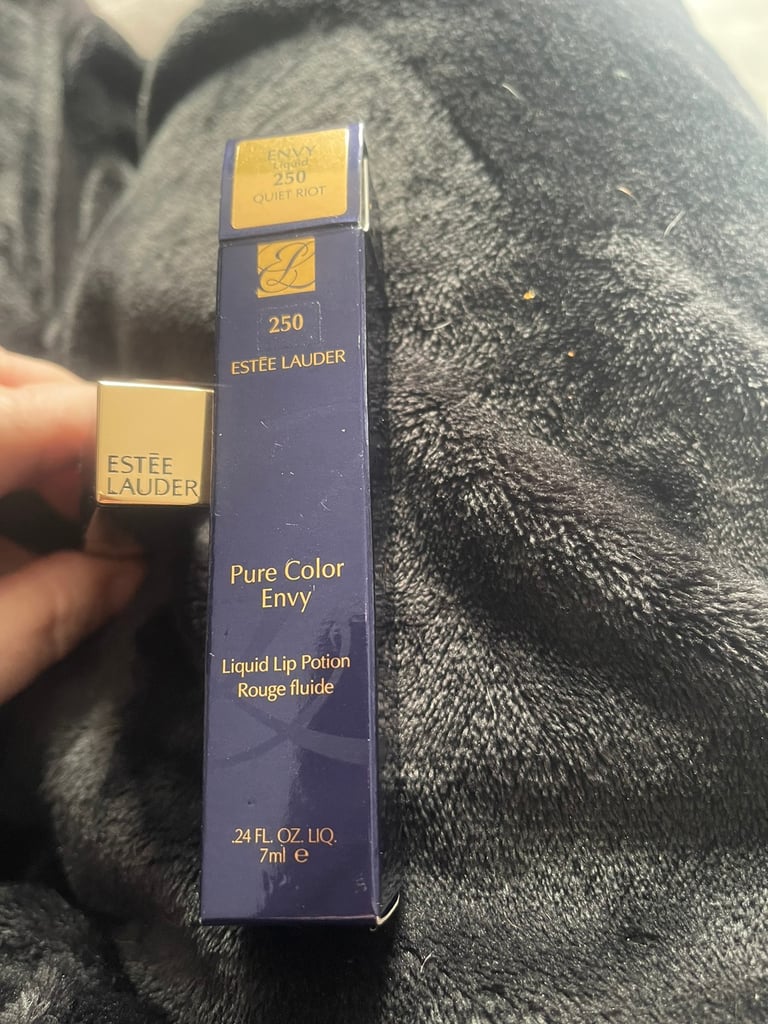 Estée Lauder 250