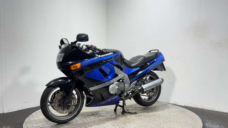 Used Kawasaki-zxr for Sale Motorbikes Scooters Gumtree