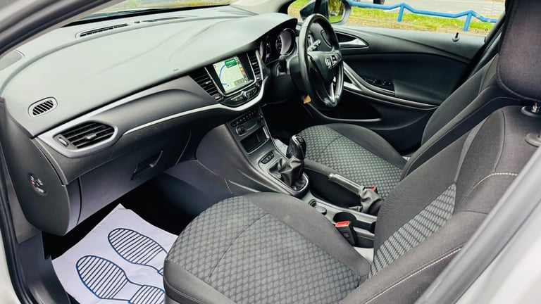 2022 Vauxhall Astra 1.2 Turbo Business Edition Nav Sports Tourer 5dr Petrol