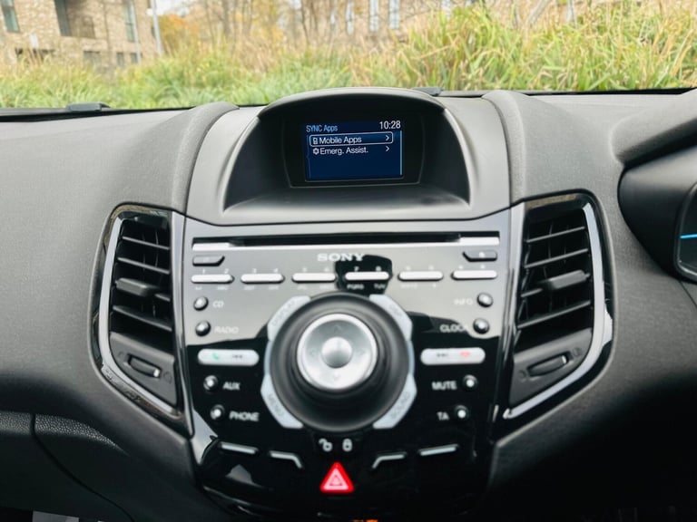 2015 Ford Fiesta 1.0T EcoBoost Titanium Hatchback 5dr Petrol Manual Euro 6