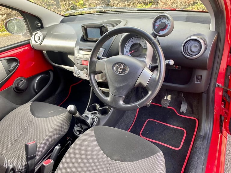 Toyota Aygo 1.0 Move-Style 2014 Excellent Condition Throughout