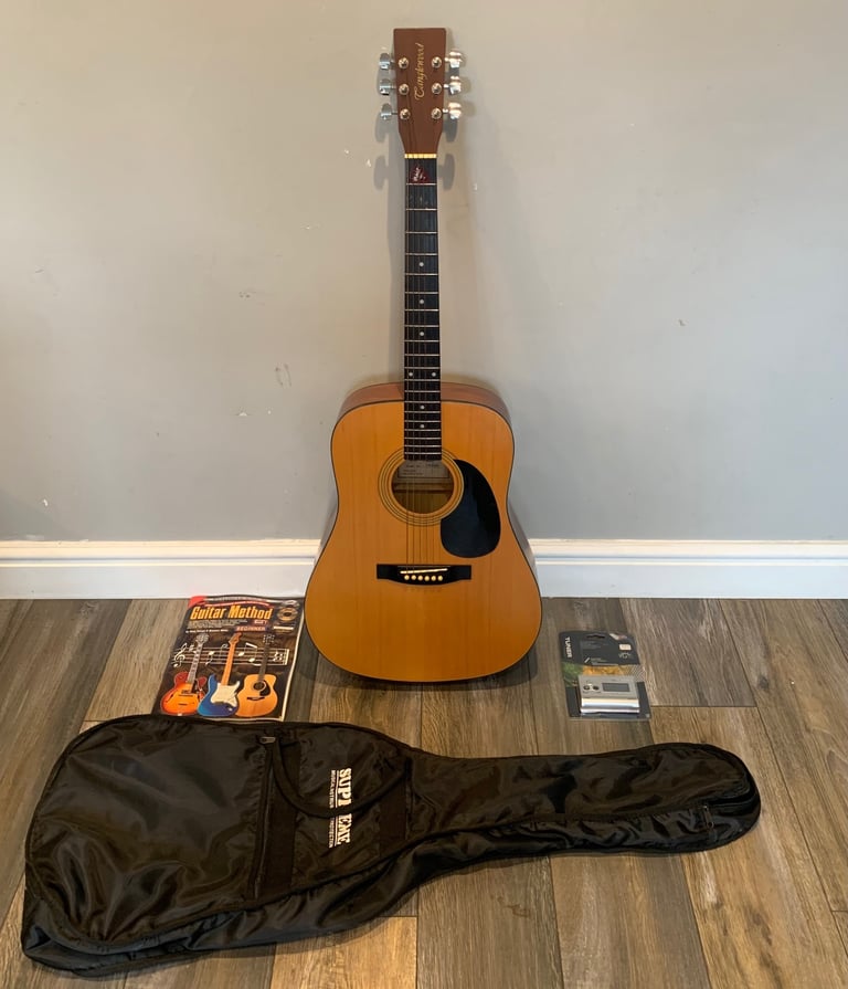 image for Tanglewood TW28SN Dreadnought Acoustic Guitar + Case, Auto Tuner, Pick, Manuel