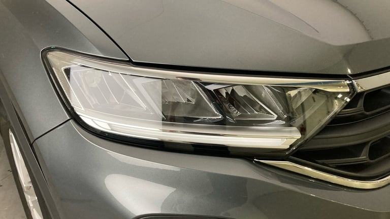 2022 Volkswagen T-Roc 1.0 TSI Life 5dr Petrol Hatchback Hatchback Petrol Manual