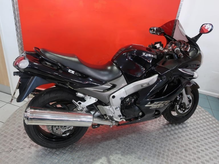 2002 Kawasaki ZZR1200