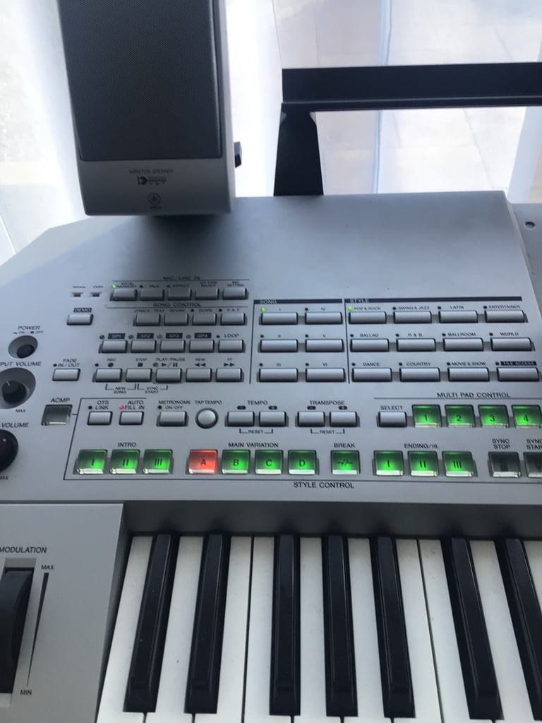 Yamaha tyros two keyboard 