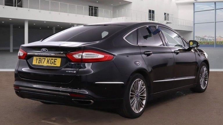 2017 Ford Mondeo 2.0 TDCi 210 4dr Powershift SALOON DIESEL Automatic