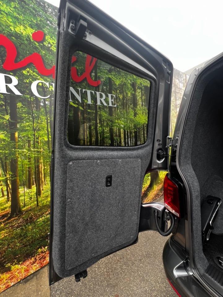 2023 Volkswagen Transporter 2.0 TDI 150 Highline combi van 5 door Combi Van 