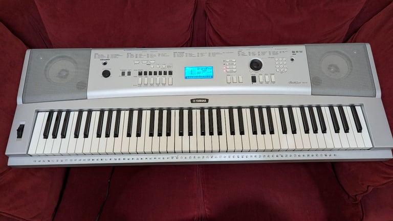image for Yamaha DGX-230 Electronic Keyboard