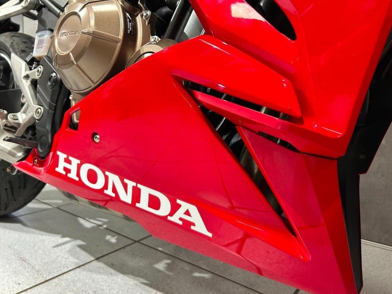 2024 Honda CBR500R - 2276 miles - 1 OWNER!