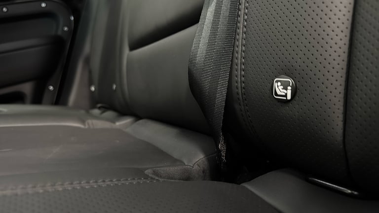 2025 Land Rover Defender 3.0 D350 X-Dynamic HSE 110 5dr Auto ESTATE DIESEL Automatic