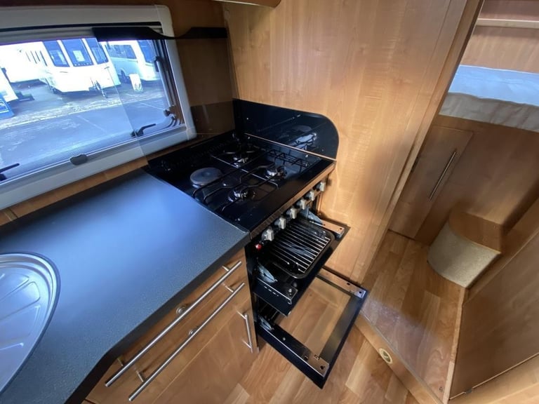 2011 AUTO-TRAIL FRONTIER MOHAWK LUXURY MOTORHOME