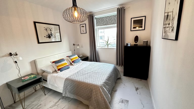 Stylish one bedroom flat near Tooting Bec Common SW16 