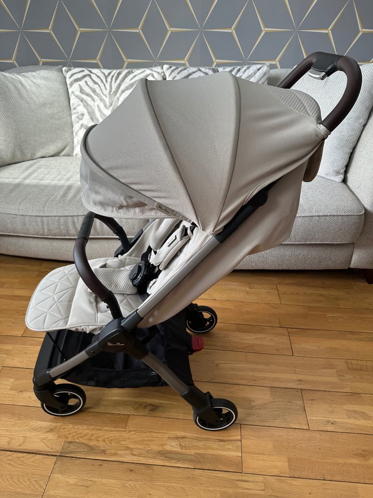 Silver Cross Clic Stroller with rain cover - Almond