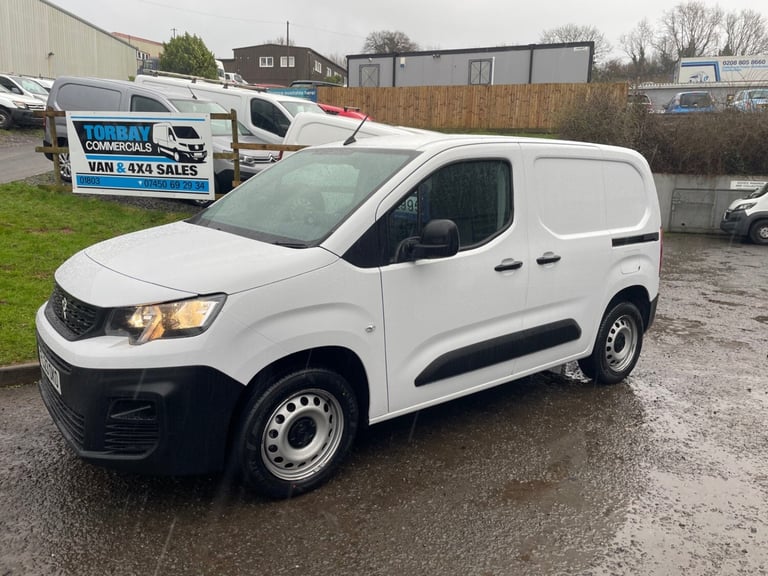 image for 2021 Peugeot Partner 1000 1.5 BlueHDi 100 Professional Van PANEL VAN Diesel Manual