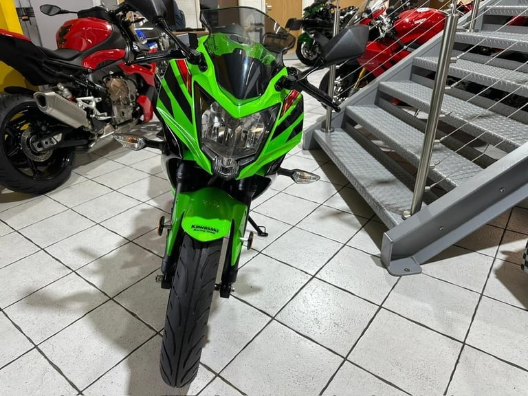 Kawasaki Ninja 125 Performance 2024