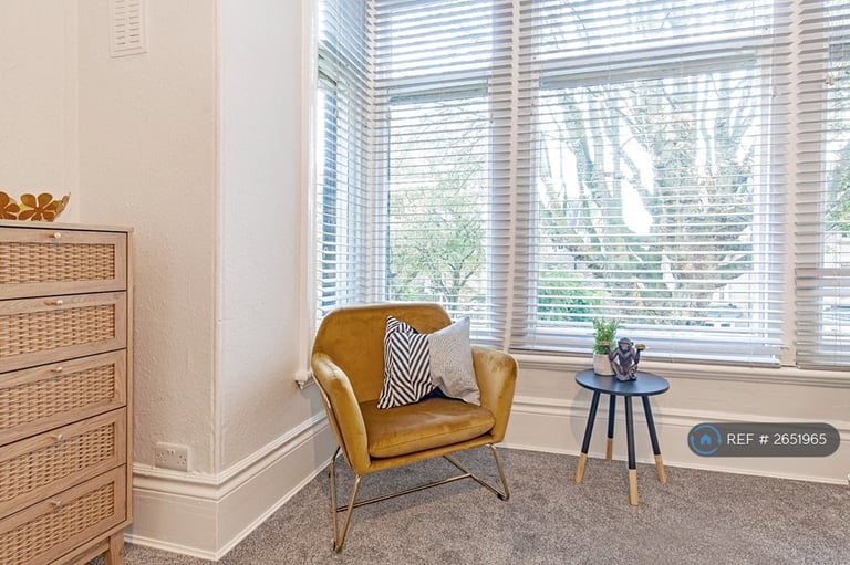 Studio flat in Agden Road, Sheffield, S7 (#2651965)