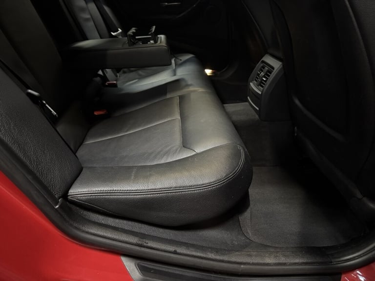 2012 BMW 3 Series 2.0 320D LUXURY TOURING 5DR Automatic Estate Diesel Automatic