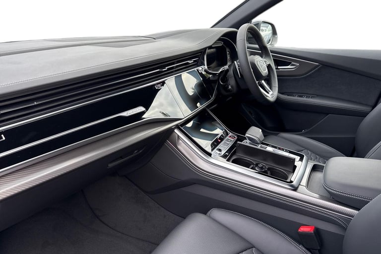 2025 Audi RS Q8 4.0 TFSI V8 Tiptronic quattro Euro 6 (s/s) 5dr SUV Automatic