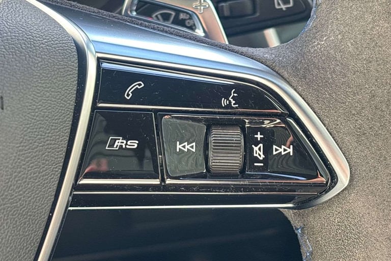2023 Audi RS6 RS 6 TFSI Qtro Perform Carbon Vorsp 5dr Tiptronic ESTATE PETROL Automatic