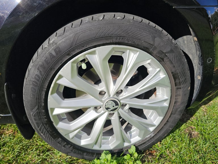 Skoda, OCTAVIA, Estate, 2015, Manual, 1968 (cc), 5 doors