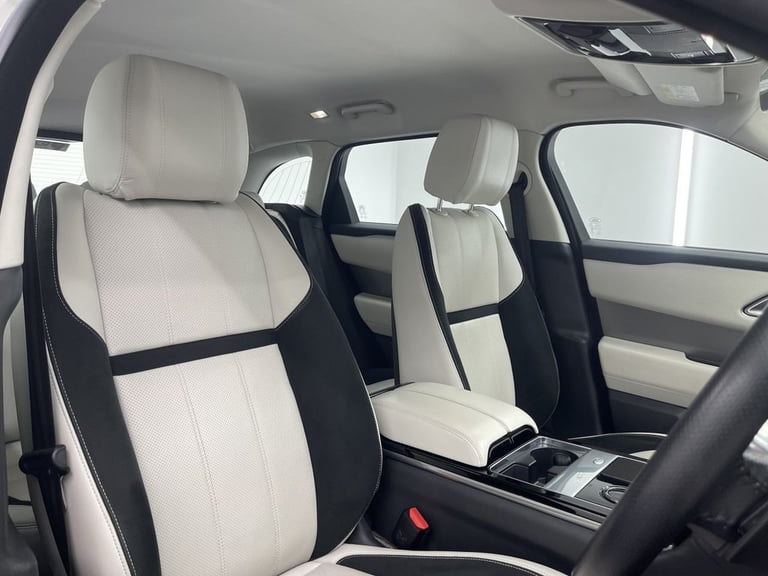 2017 Land Rover Range Rover Velar 3.0 SD6 V6 S SUV 5dr Diesel Auto 4WD Euro 6 (s/s) (300 ps) ESTA...