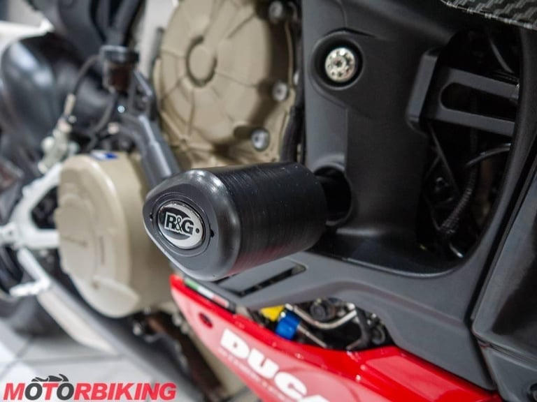 2020 (70) Ducati Streetfighter V4S - Beautiful bike with extras & Ducati history
