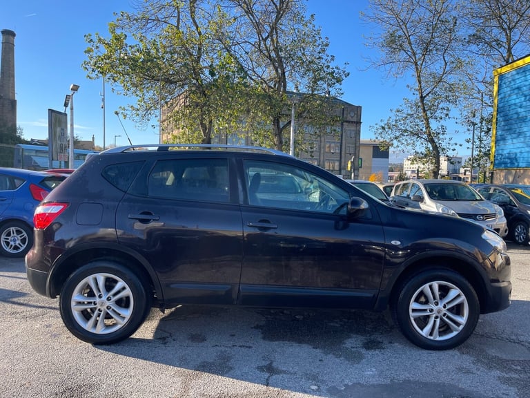 2010 Nissan Qashqai 1.5 dCi N-Tec 5dr HATCHBACK Diesel Manual