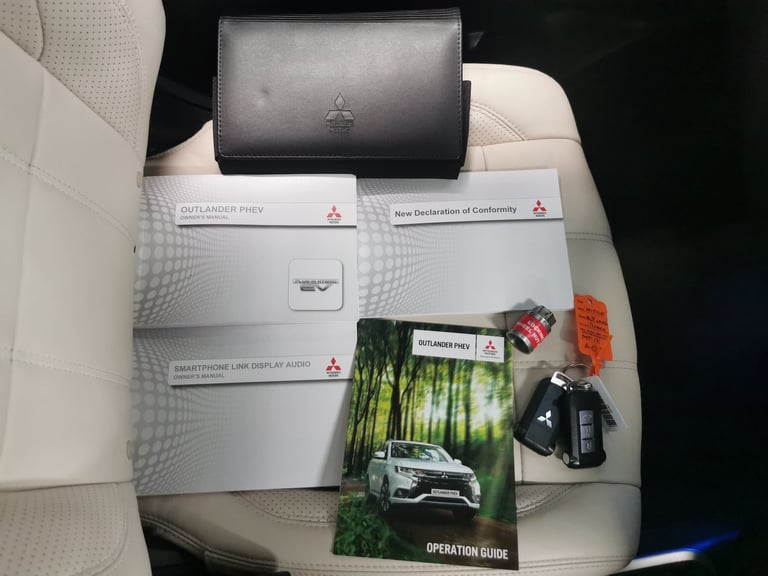 2018 Mitsubishi Outlander 2.0h 12kWh 5hs SUV 5dr Petrol Plug-in Hybrid CVT 4WD Euro 6 (s/s) (200 ...
