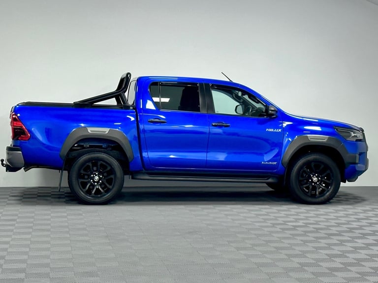 2021 (71) Toyota Hilux Invincible X Pickup Double Cab 2.8 D-4D Auto ( 204 bhp )