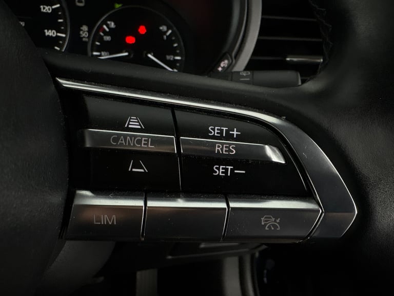 2022 Mazda Mazda3 2.0 e-SKYACTIV-G MHEV SE-L Lux Hatchback 5dr Petrol Manual Euro 6 (s/s) (12 Hat...