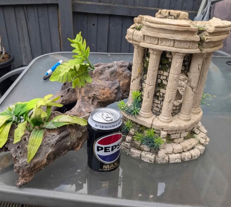 Two aquarium ornaments 